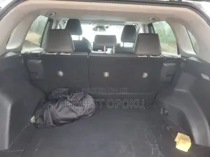 Toyota RAV4 XLE 2021 Gray