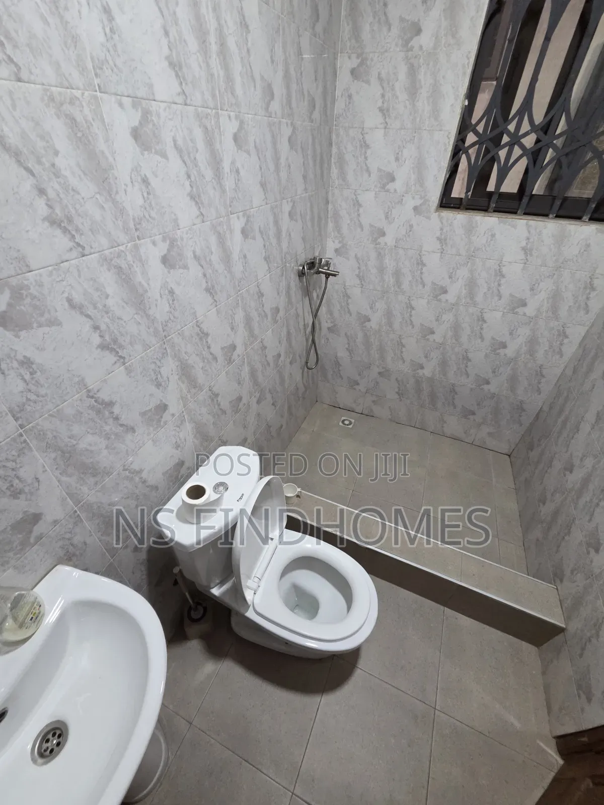 2bdrm Apartment in K -Boat Junction, Christian Village for rent