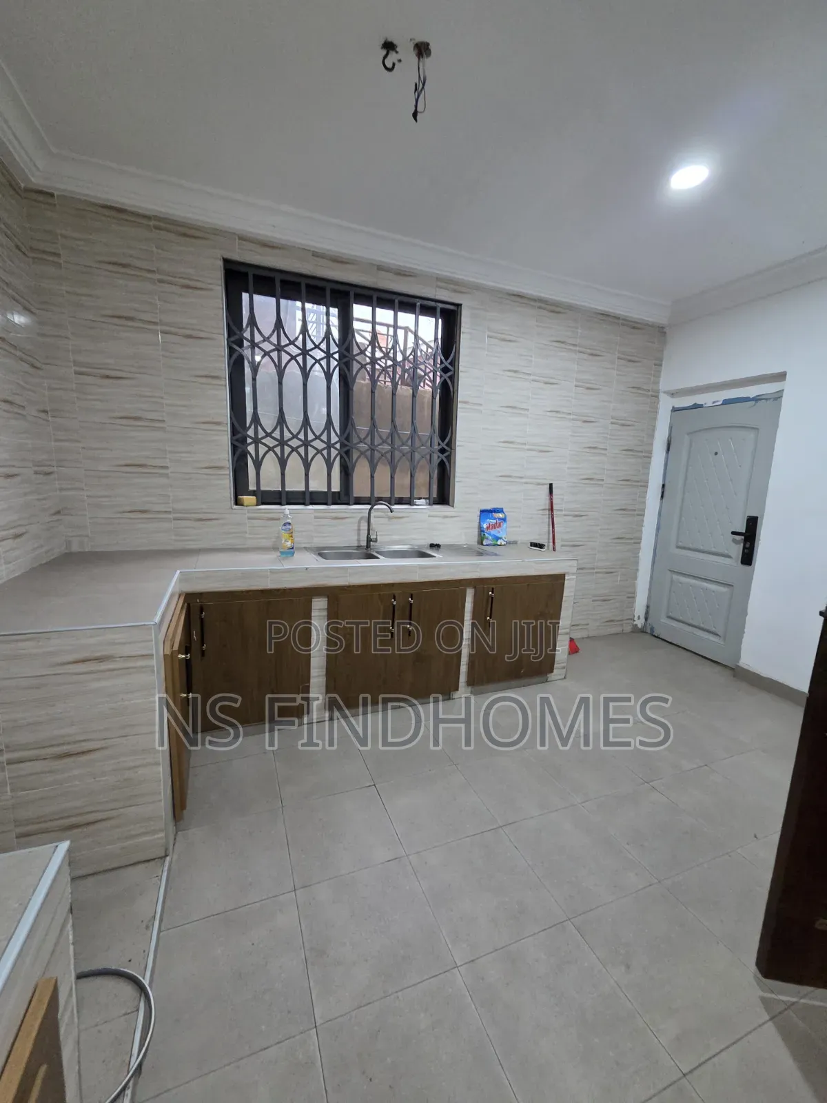 2bdrm Apartment in K -Boat Junction, Christian Village for rent