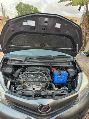 Toyota Vitz 2014 Gray