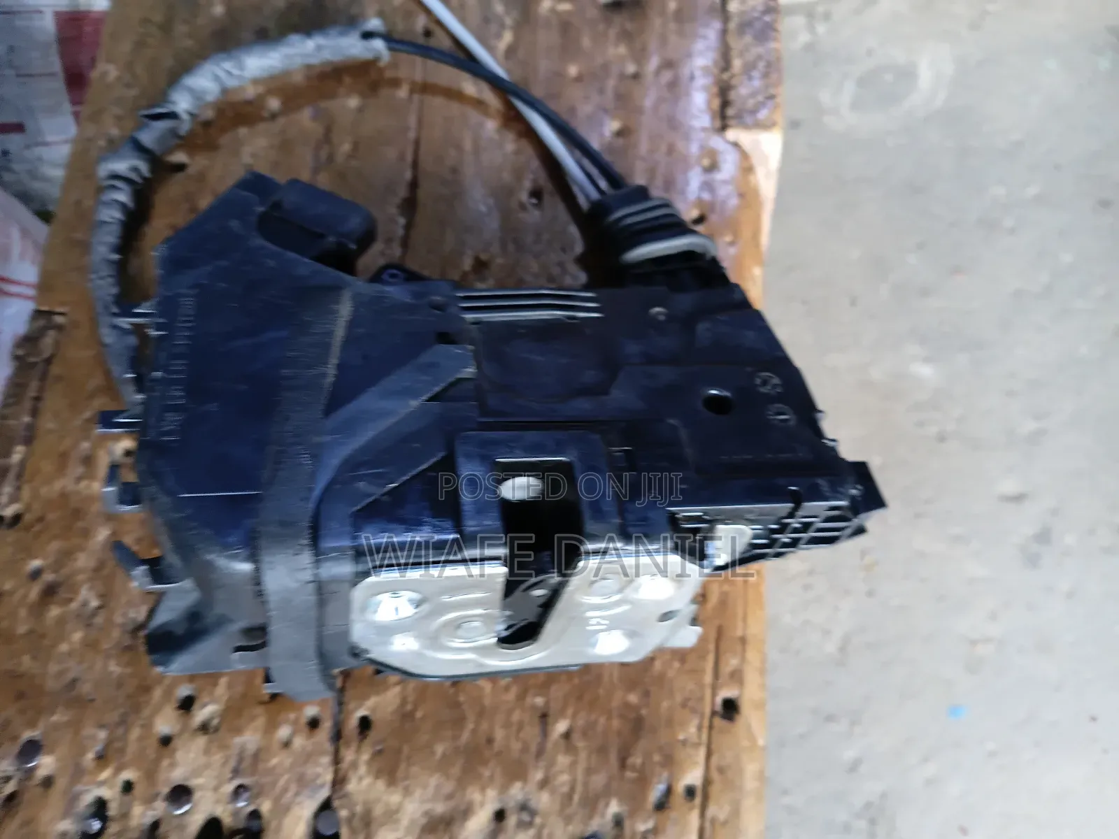 Hyundai Santafe2020 Door Locker