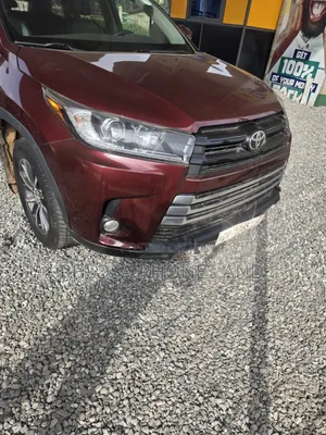 Toyota Highlander 2017 Burgundy