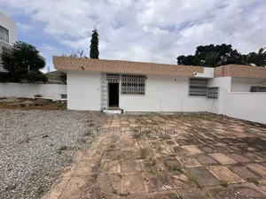 7bdrm House in Seekers Realty, Acquinas for rent