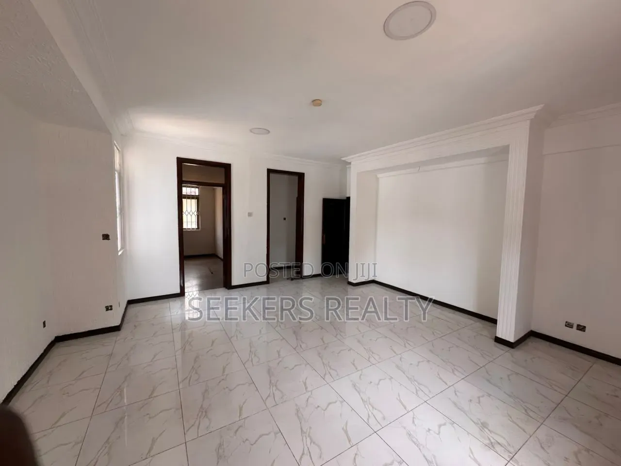 7bdrm House in Seekers Realty, Acquinas for rent