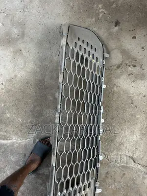 Toyota Camry 2025 Lower Grill Available
