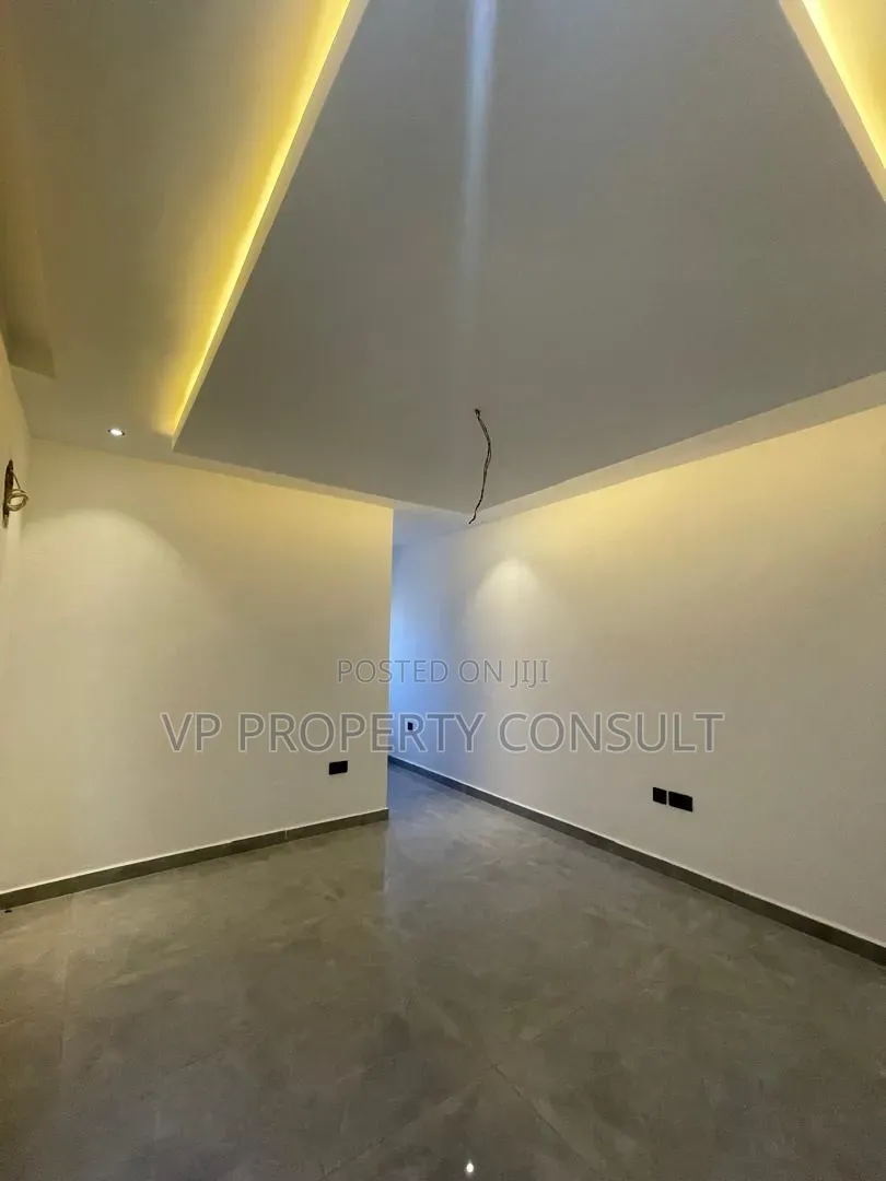 4bdrm House in Ghana Flag for sale