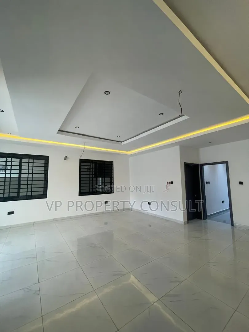 4bdrm House in Ghana Flag for sale