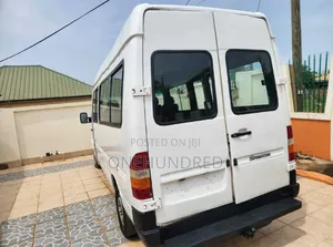 Mercedes-Benz Sprinter 1999 White