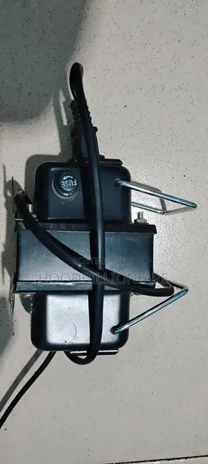 Elbee Inverter 220V Convertor