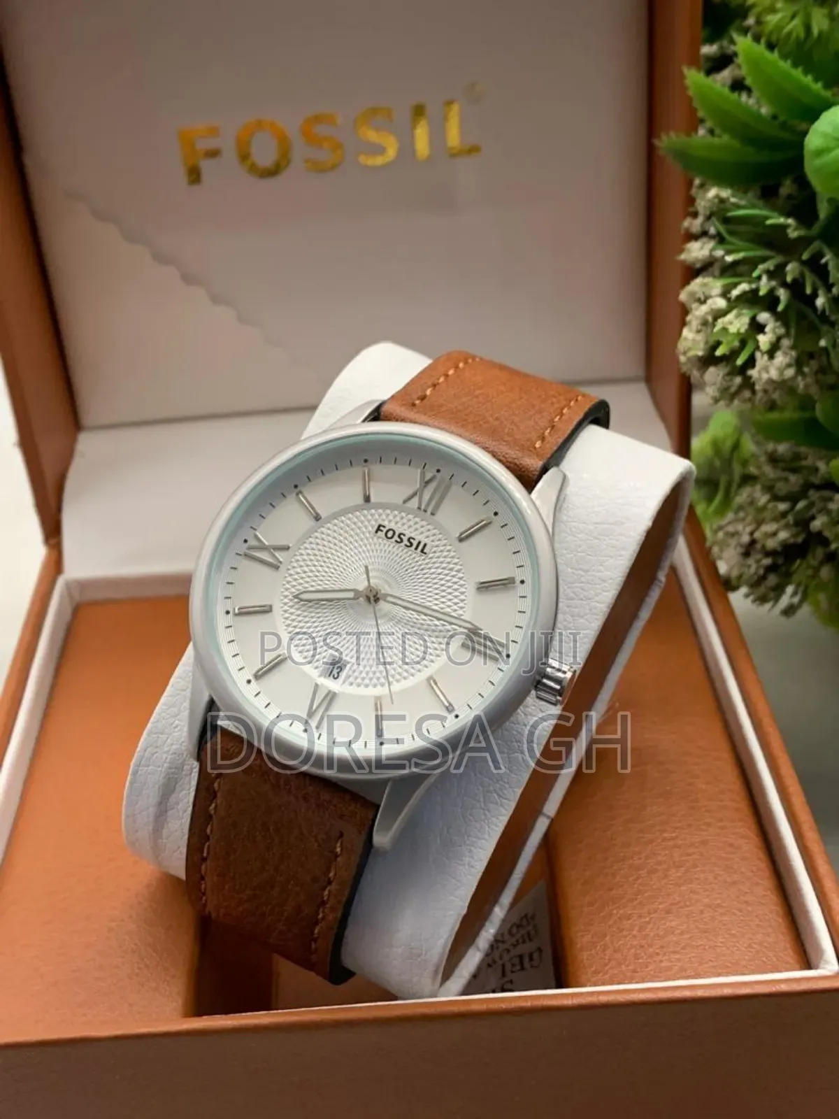 Fossil Men’s Leather Watch – Classic Casual Wristwatch