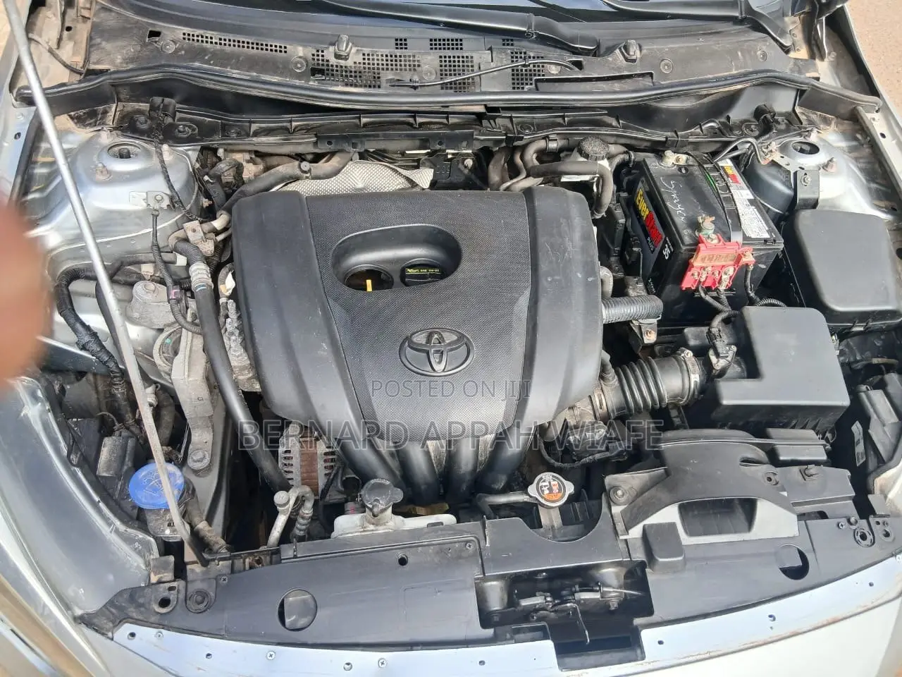 Toyota Yaris LE Sedan 4dr 2019 Silver