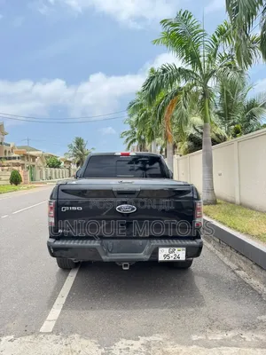 Ford F-150 2016 Black