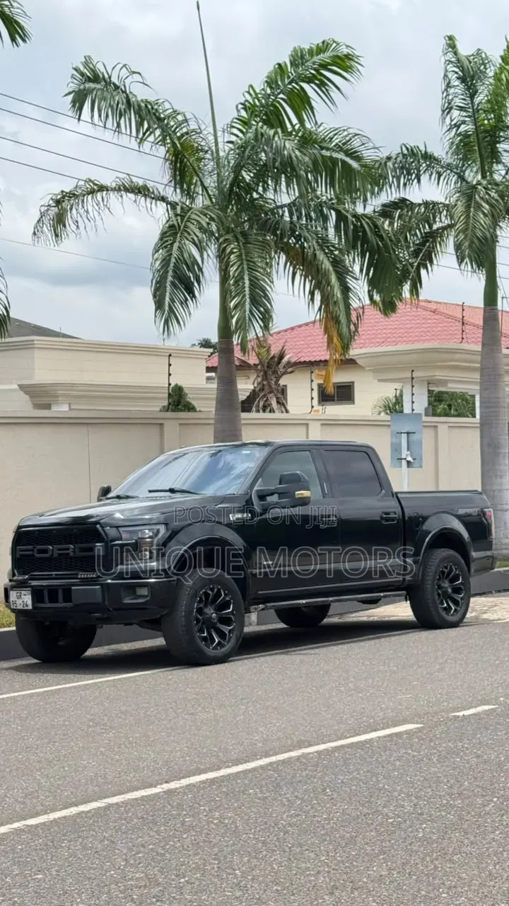 Ford F-150 2016 Black