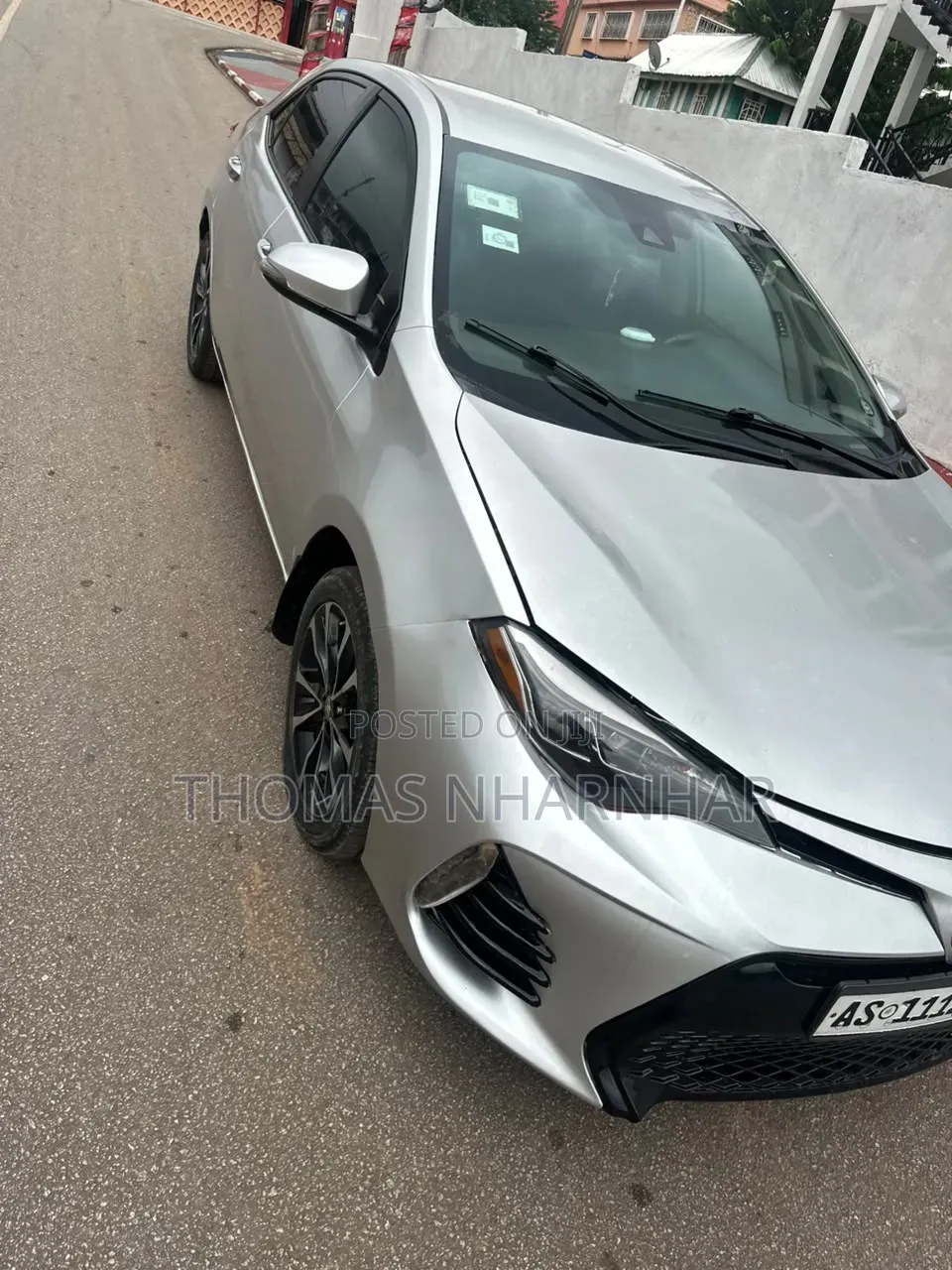 Toyota Corolla XLE 4dr Sedan (1.8L 4cyl CVT) 2017 Silver