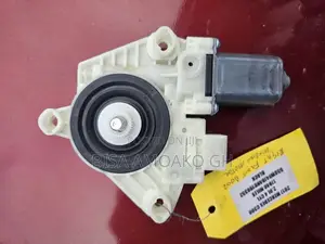 2017 Benz C300 Right Front Door Motor