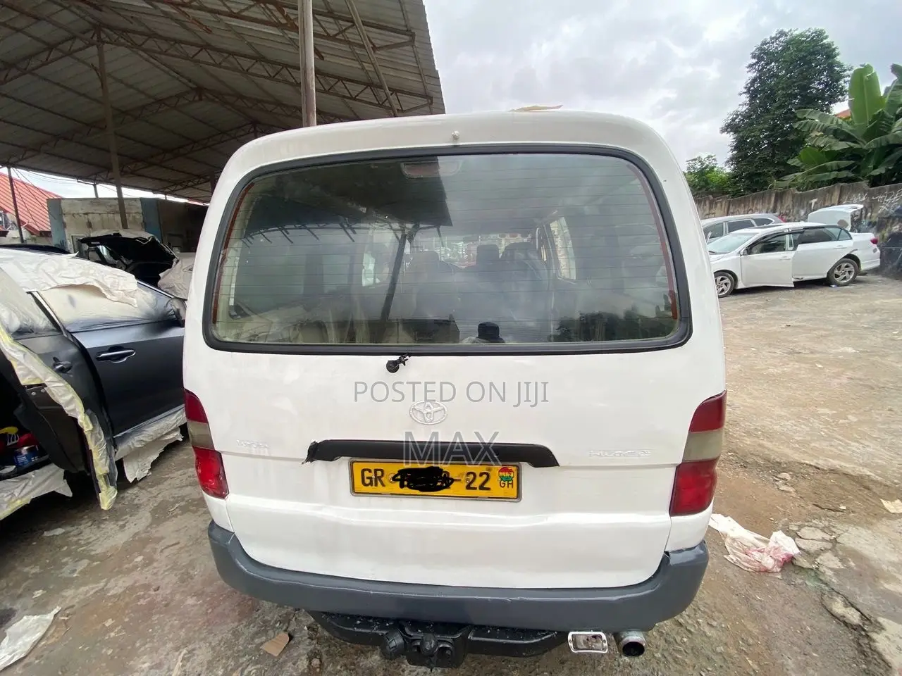Toyota HiAce 2010 White