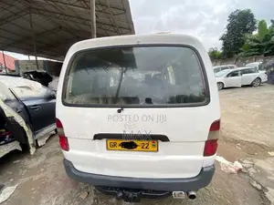 Toyota HiAce 2010 White