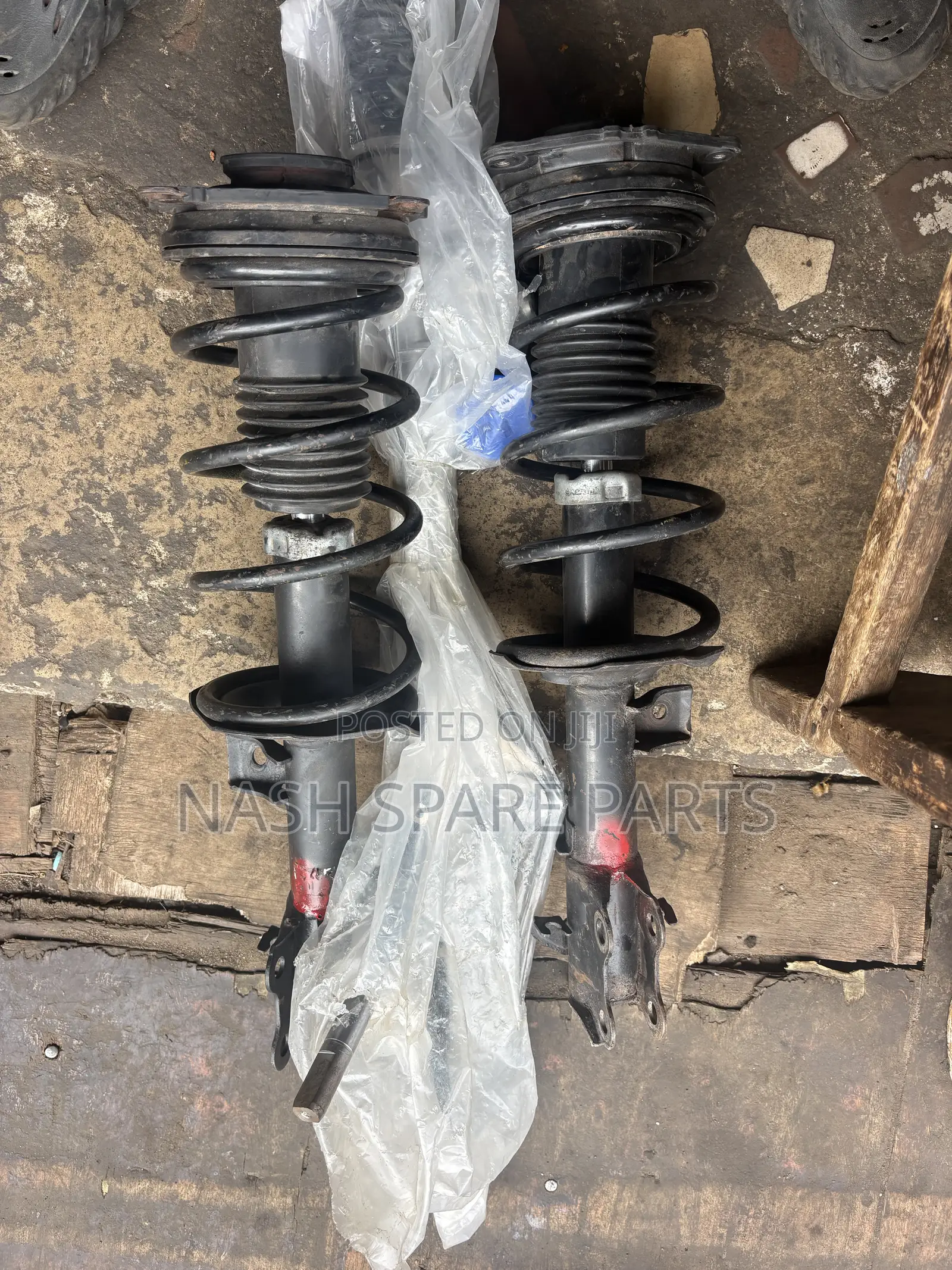 Nissan Versa 2008 - 2011 Front Shocks and Steering Rag Brand New