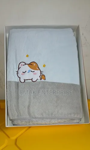 Kids Towels for All Ages. 100 Percent Cotton. Size 28"×56"