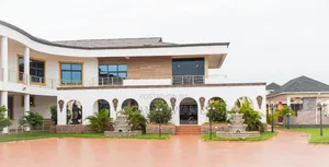 7bdrm Mansion in Laryea Homes, American House for sale