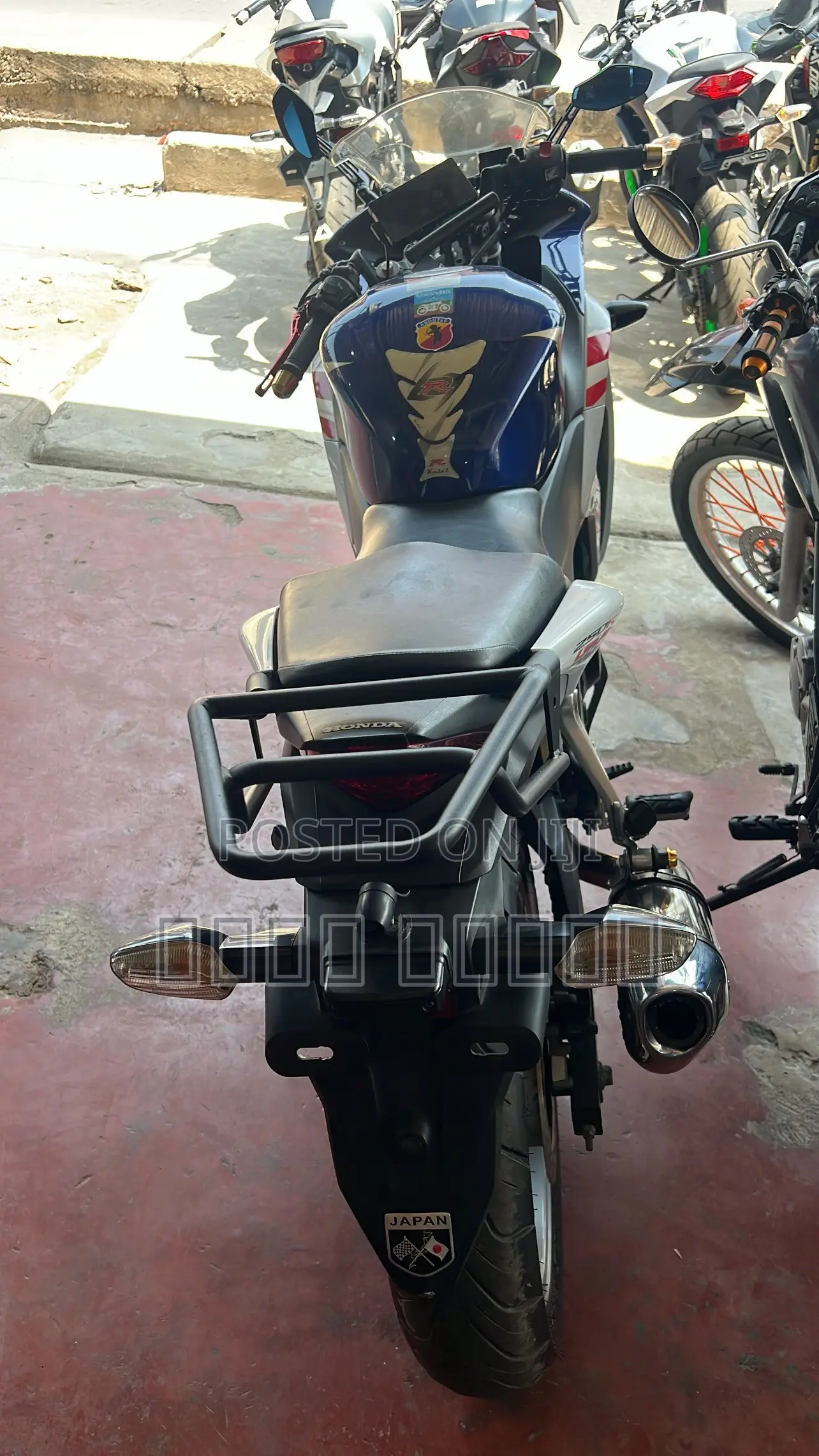 Honda CBR 2011 Blue