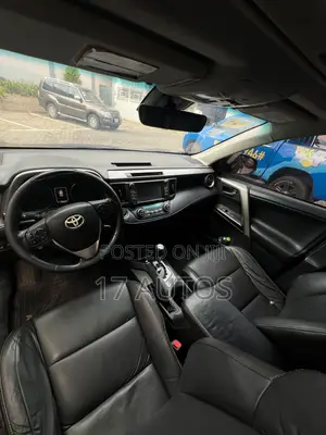 Toyota RAV4 Limited 4dr SUV (2.5L 4cyl 6A) 2018 Burgundy
