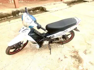 Yamaha 2020 White