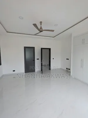 3bdrm House in Spintex Community16, Sakumono for rent