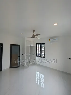 3bdrm House in Spintex Community16, Sakumono for rent