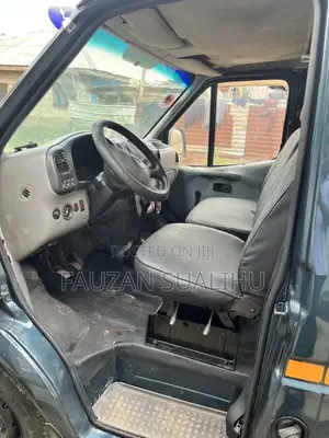 Ford Transit 2002 Blue