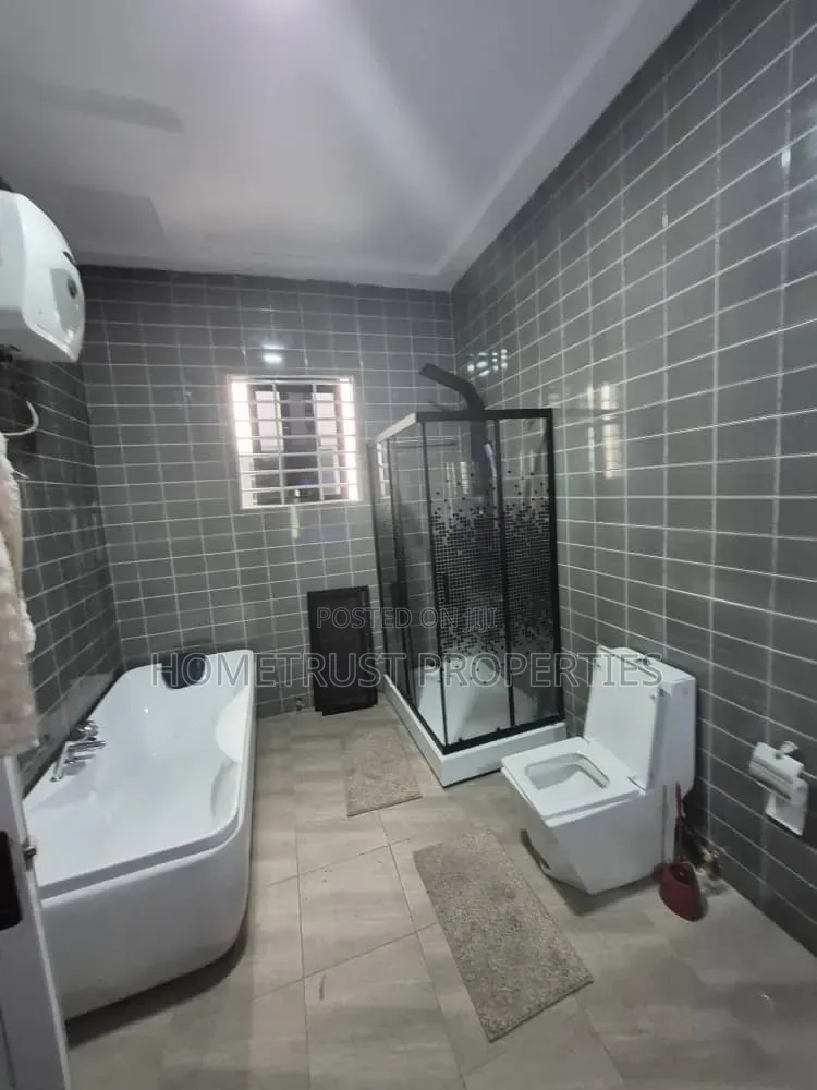 4bdrm Duplex in Kwabenya Acp for sale