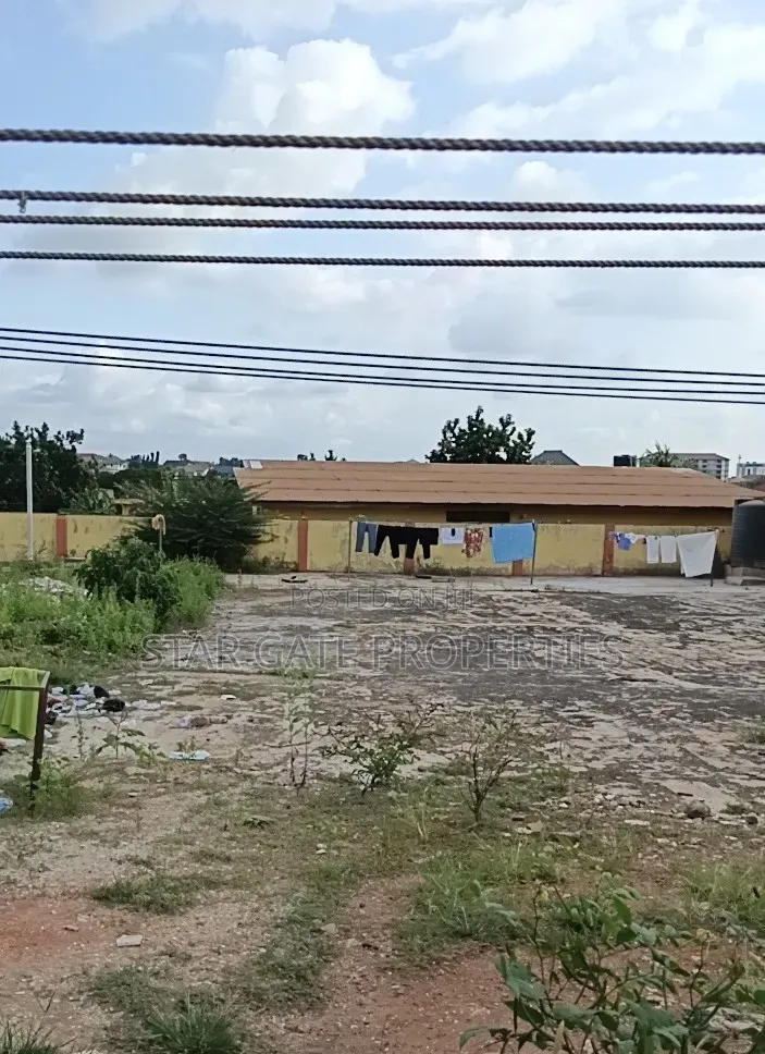 86 Bedrooms Hostel for Sale at Ayeduase KNUST.