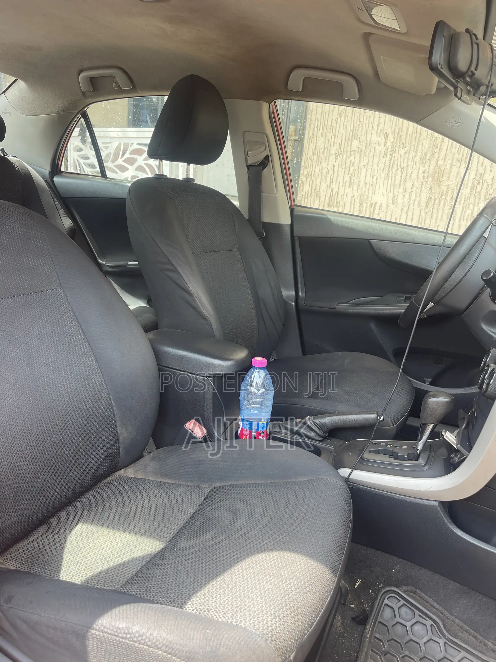 Toyota Corolla 2010 Red
