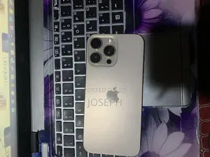 Apple iPhone 16 Pro Max 256 GB Gold