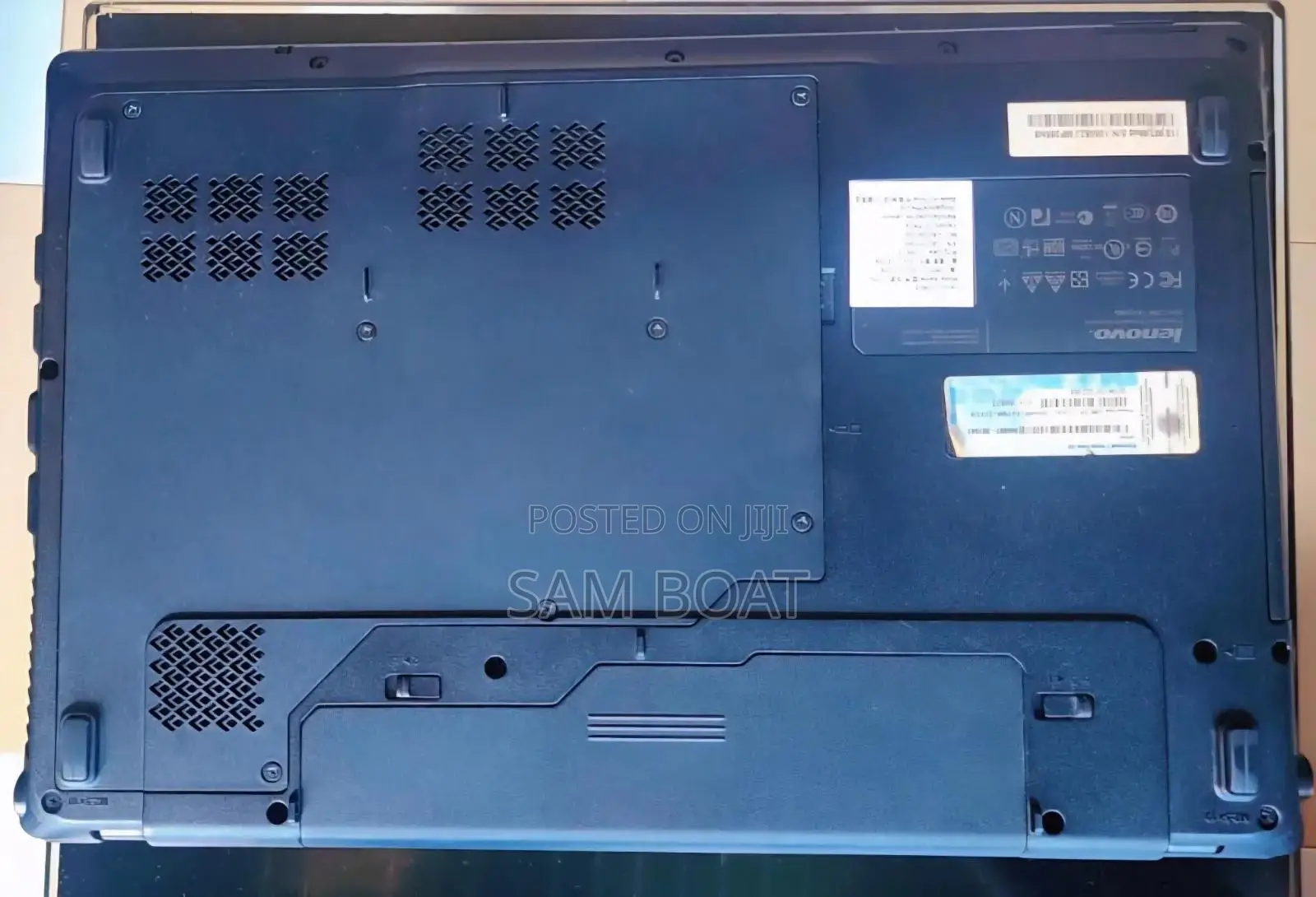 Laptop Lenovo G560 4GB Intel HDD+SSD 320GB