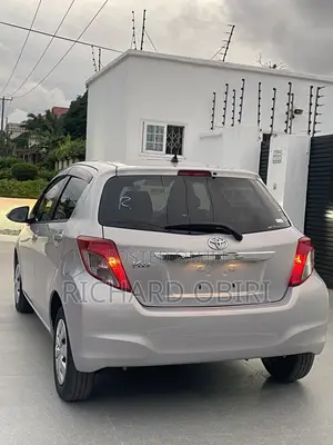 Toyota Vitz 1.3 AWD 5dr 2013 Silver