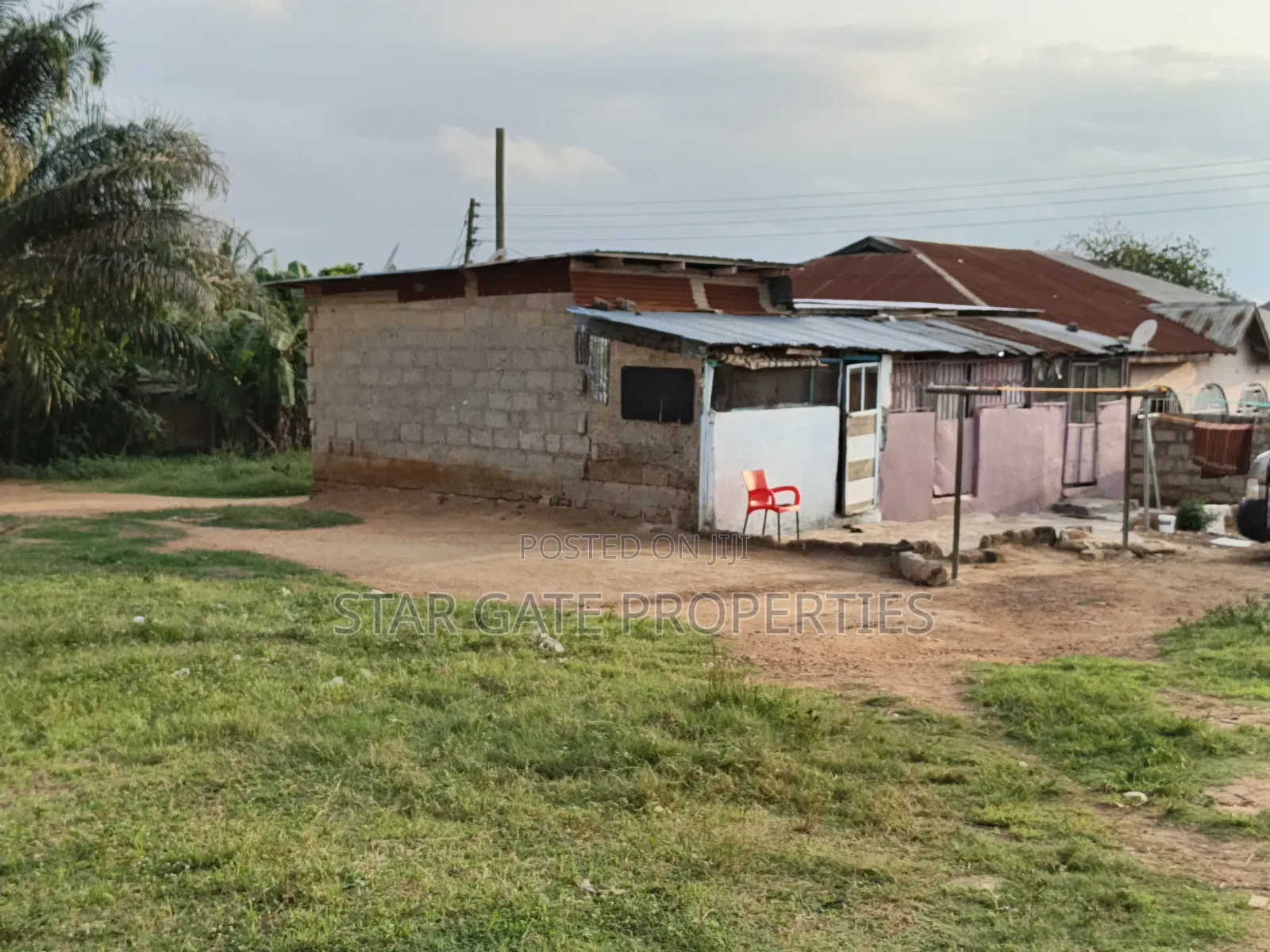 Plot for Sale at Asuofia Township ( 100*100)