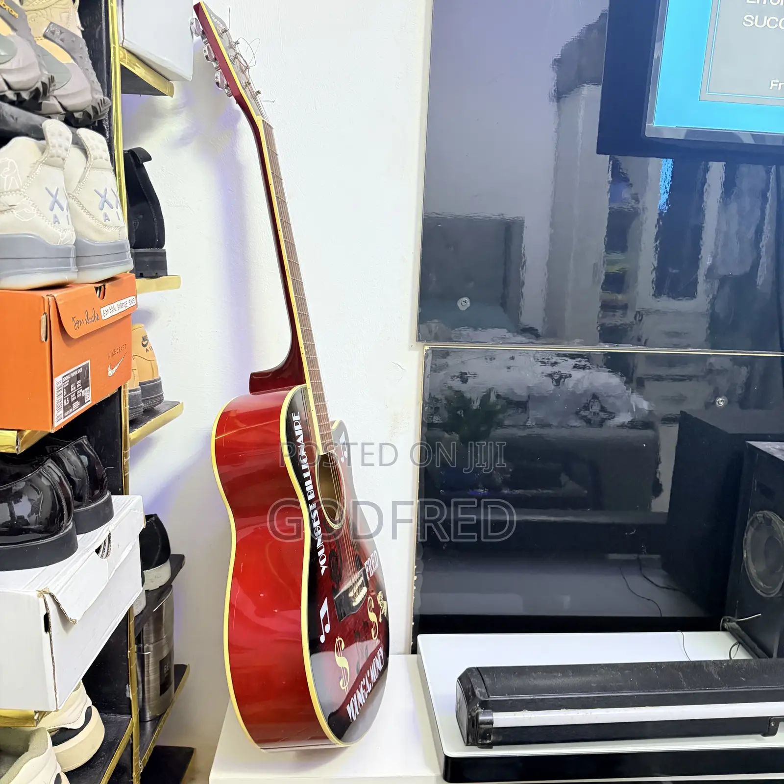 Gibson Guitar