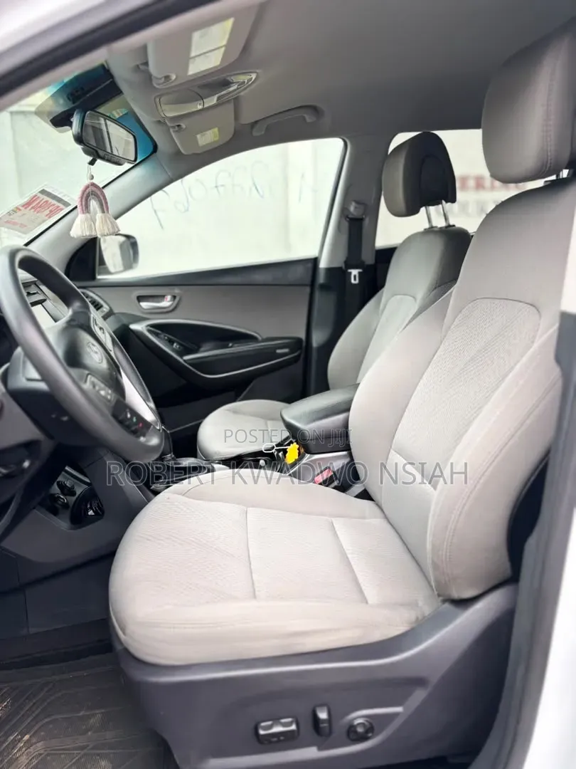 Hyundai Santa Fe Limited Ultimate AWD 2018 White