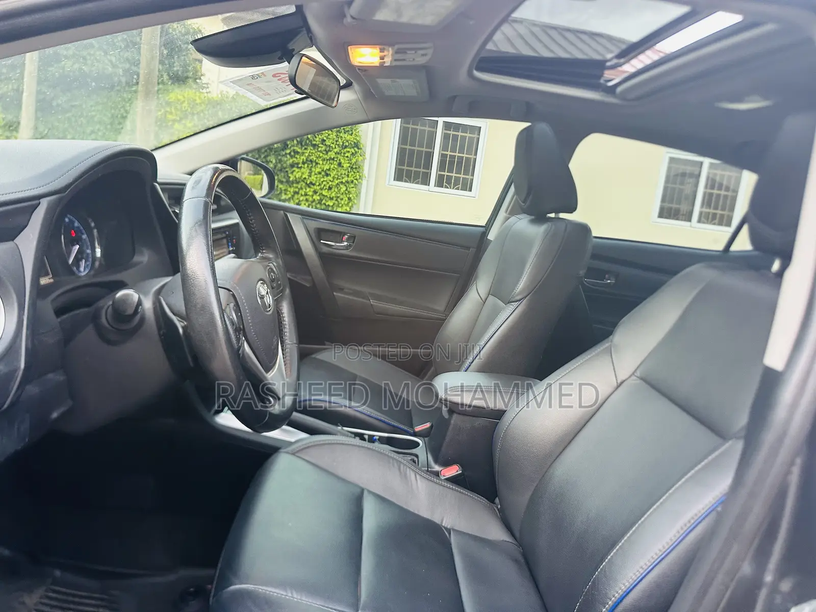 Toyota Corolla XSE (1.8L 4cyl 2A) 2019 Gray
