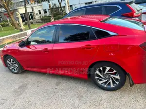 Honda Civic 2016 Red