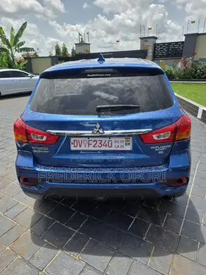 Mitsubishi Outlander 2.0 PHEV AWD 2018 Blue