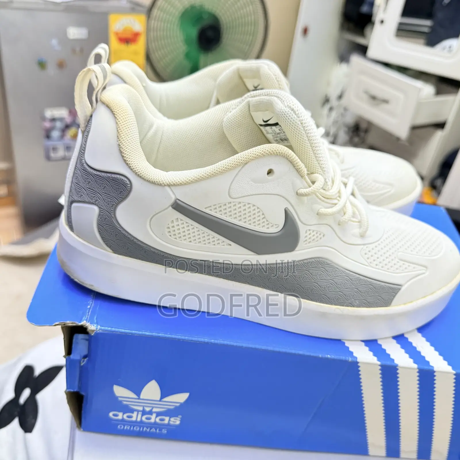 Casual Sneakers
