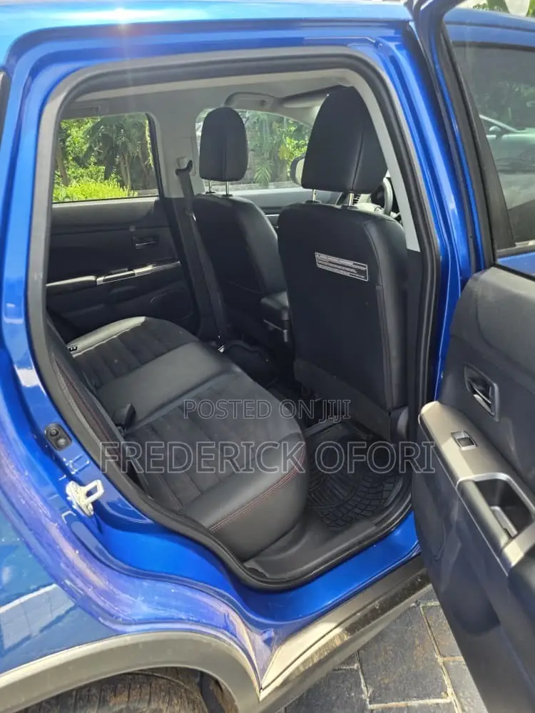 Mitsubishi Outlander 2.0 PHEV AWD 2018 Blue