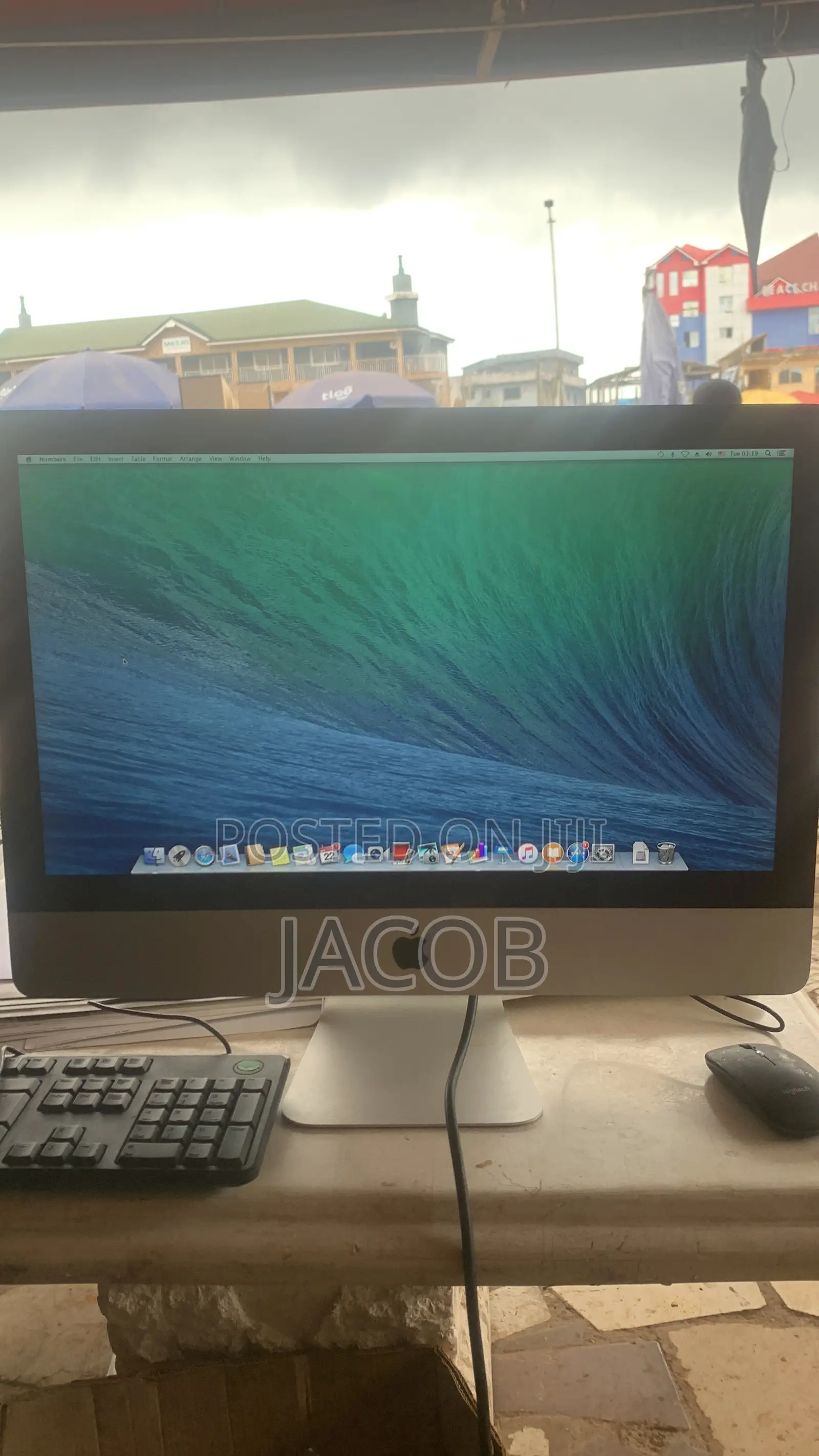 Desktop Computer Apple iMac 8GB Intel Core i5 HDD 1T
