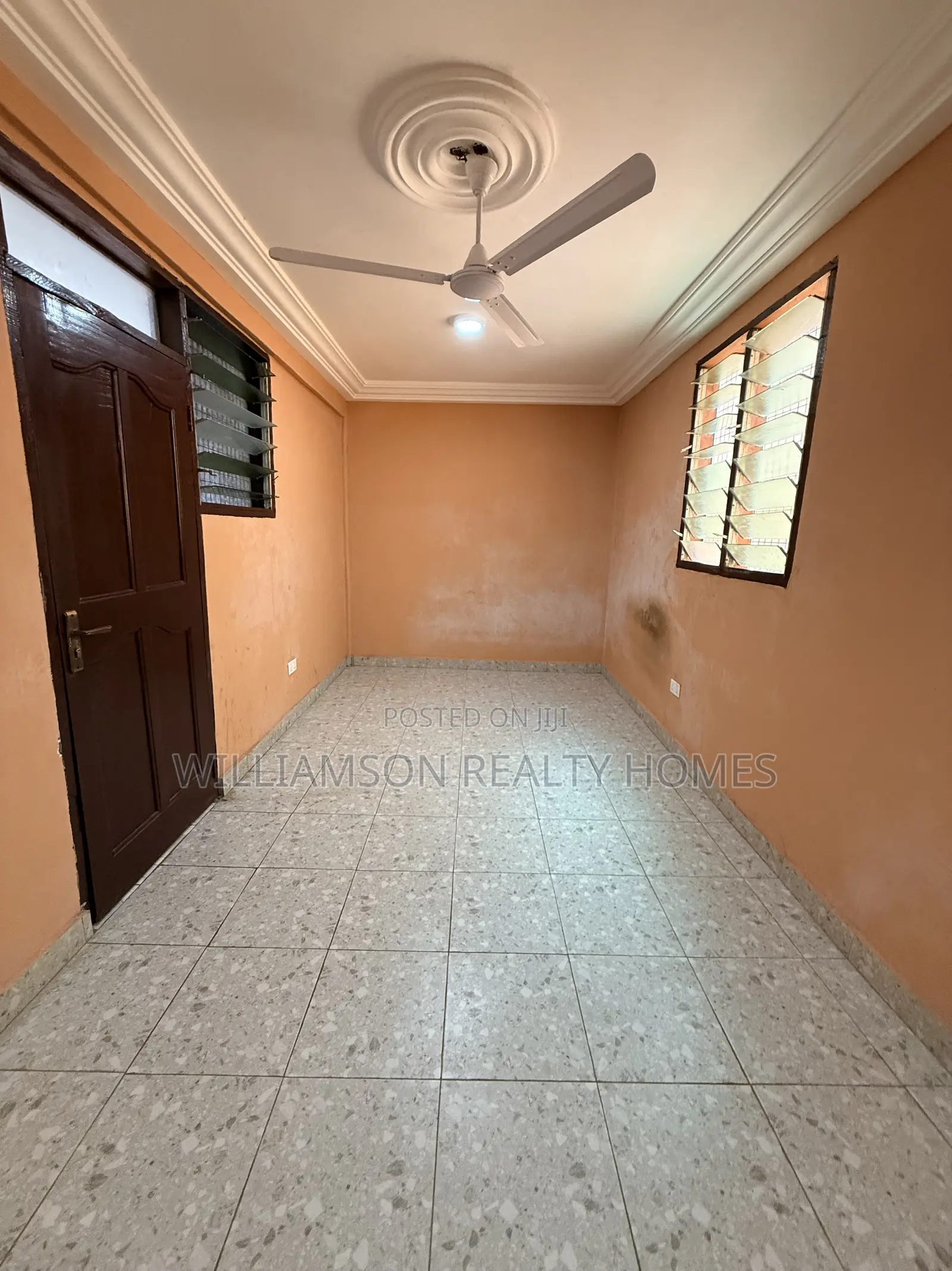 1bdrm Apartment in Community 18, Kfc, Spintex for rent