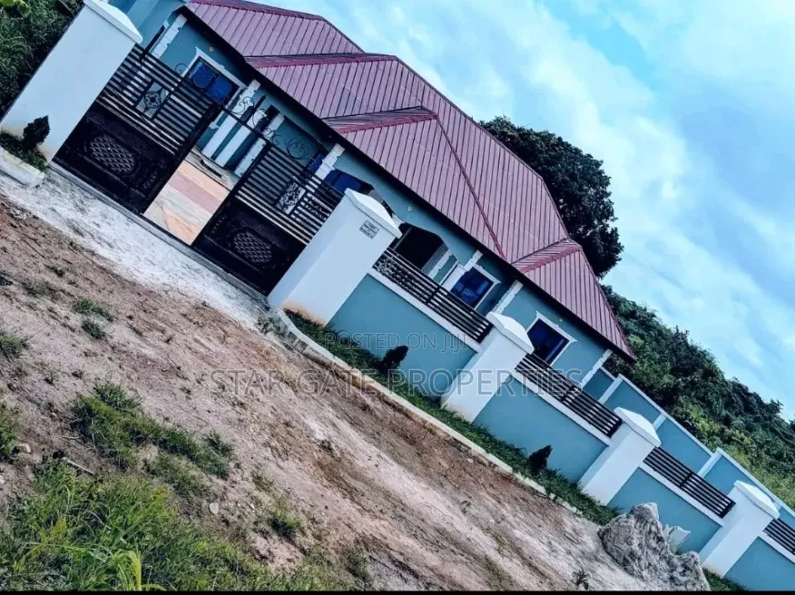 3bdrm House in Kumasi Metropolitan for sale