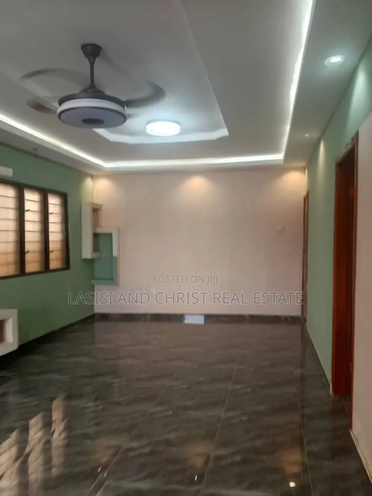 2bdrm House in Lasisi And Christ, Amasaman for sale