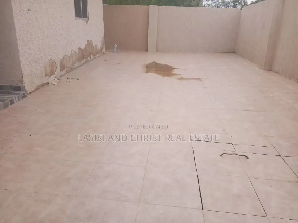 2bdrm House in Lasisi And Christ, Amasaman for sale