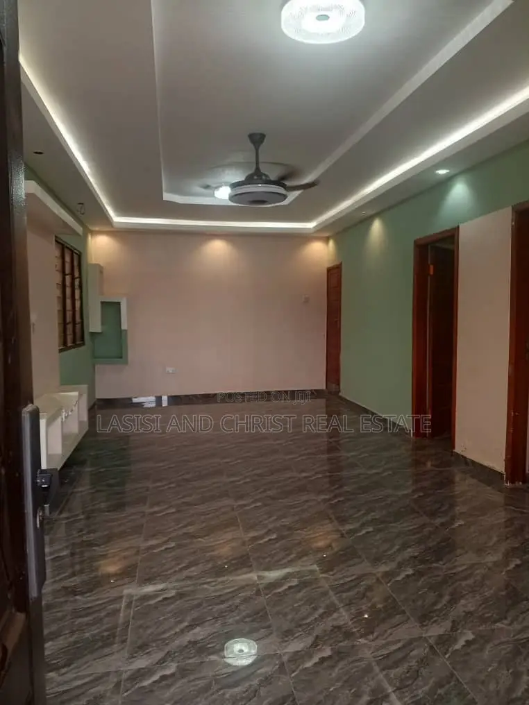 2bdrm House in Lasisi And Christ, Amasaman for sale